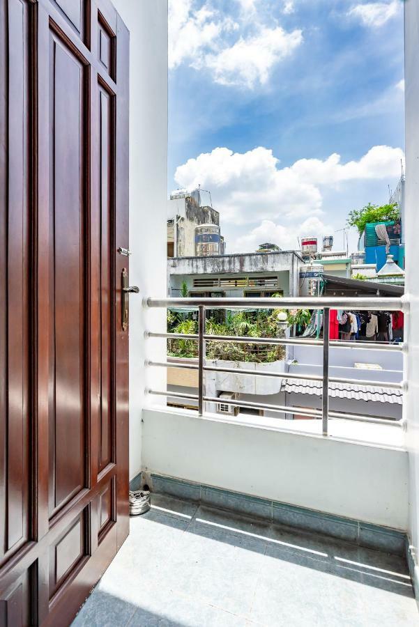 Urban Saigon Homestay Ho Şi Min Exterior foto