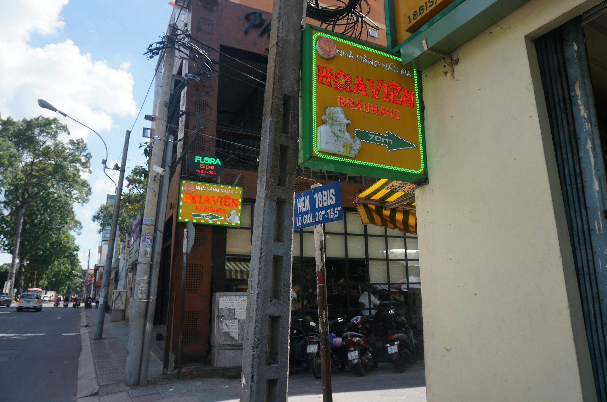 Urban Saigon Homestay Ho Şi Min Exterior foto